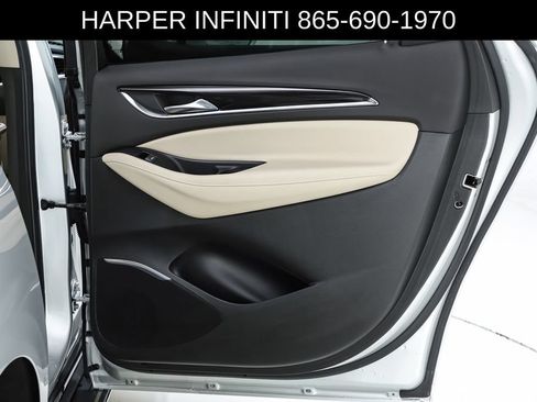 Used 2020 Buick Enclave Premium w/ Sun and Sites Package FWD image 31