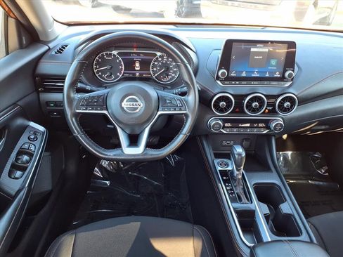 Used 2022 Nissan Sentra SR w/ Electronics Package image 12