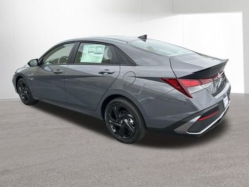 New 2026 Hyundai Elantra Sport w/ Cargo Package FWD image 37