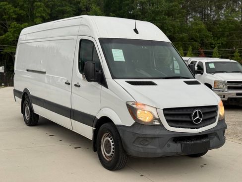 Used 2018 Mercedes-Benz Sprinter 2500 image 1
