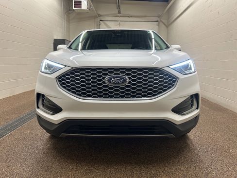 Used 2024 Ford Edge SEL image 6