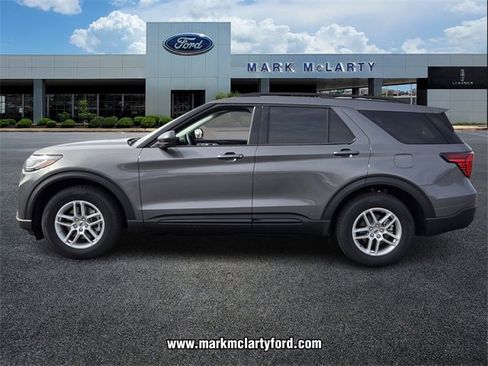 New 2026 Ford Explorer Active w/ Active Comfort Package image 2