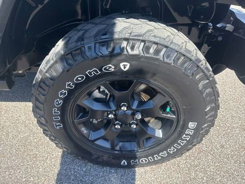 Used 2021 Jeep Wrangler Sport AWD/4WD image 8