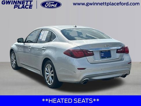 Used 2018 INFINITI Q70 Luxe image 7