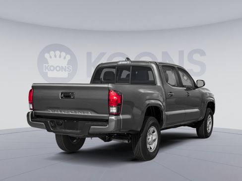 Used 2022 Toyota Tacoma TRD Off-Road w/ Technology Package image 2