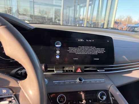 Used 2023 Hyundai Elantra SEL w/ Convenience Package image 8