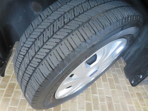 Used 2022 Ford Transit Connect XL FWD image 11