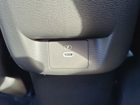 Used 2025 Nissan Versa SV w/ Trunk Package FWD image 12