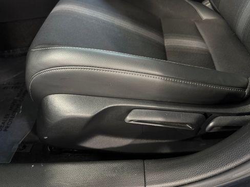 Used 2023 Honda Civic Sport image 15
