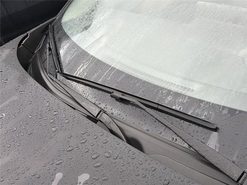 Used 2024 Nissan Sentra SV image 10