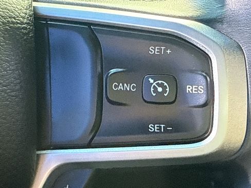 Used 2019 RAM 1500 Big Horn image 14