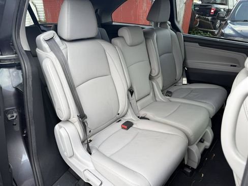 Used 2019 Honda Odyssey EX-L image 19
