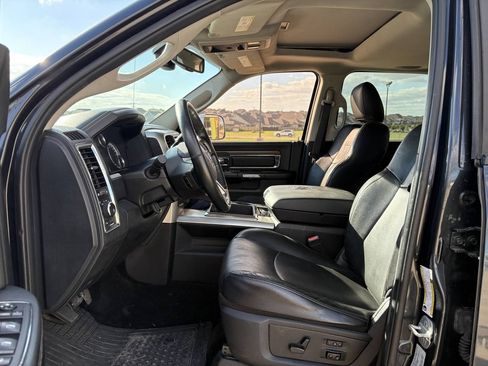 Used 2015 RAM 2500 Laramie AWD/4WD image 10