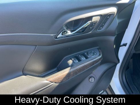 Used 2022 GMC Acadia Denali w/ Denali Ultimate Package image 12