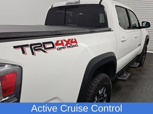 Used 2023 Toyota Tacoma TRD Off-Road AWD/4WD image 10