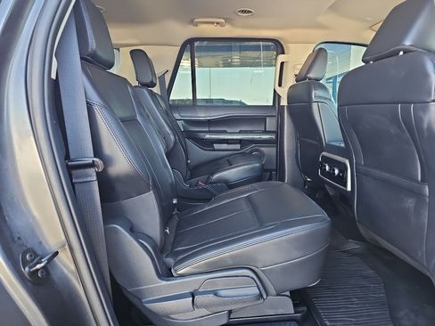 Used 2023 Ford Expedition Max XLT AWD/4WD image 11