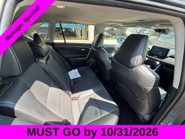Used 2022 Toyota RAV4 XLE Premium FWD image 35