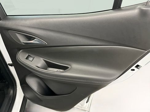 Used 2025 Buick Encore GX Preferred image 30