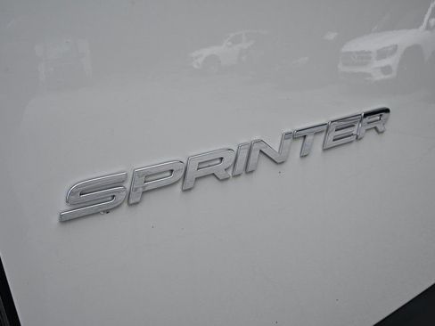 Used 2025 Mercedes-Benz Sprinter 2500 image 27