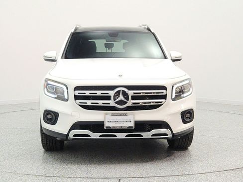 Used 2022 Mercedes-Benz GLB 250 image 2
