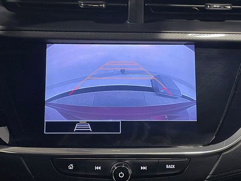 Used 2023 Buick Encore GX Select w/ Sport Touring Package FWD image 4