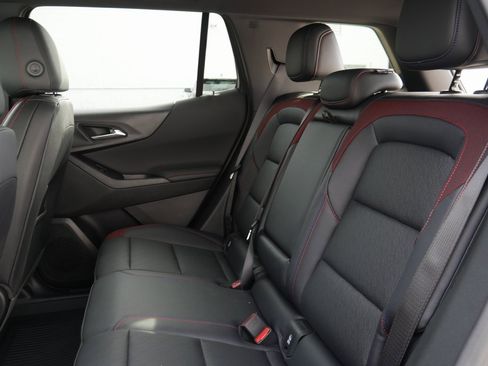 New 2026 Chevrolet Equinox RS image 27