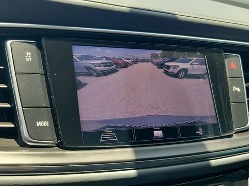 Used 2021 Buick Enclave Essence w/ Sound and Sites Package FWD image 9