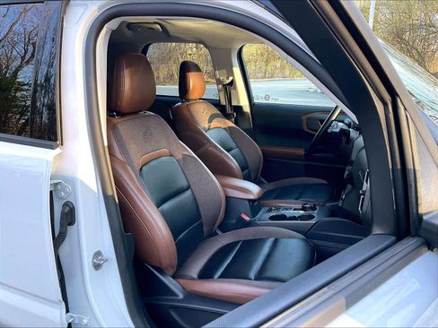 Used 2025 Ford Bronco Sport Outer Banks w/ Outer Banks Tech Package+ image 11