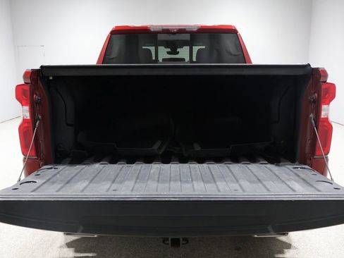 Used 2020 Chevrolet Silverado 1500 High Country w/ Technology Package image 5