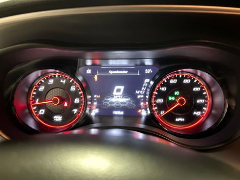 Used 2022 Dodge Charger SXT w/ Driver Convenience Group image 16