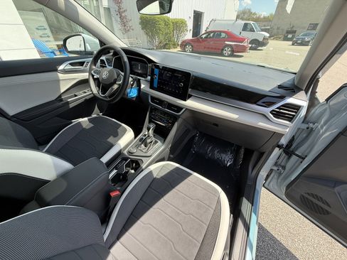 New 2026 Volkswagen Taos SE AWD/4WD image 25