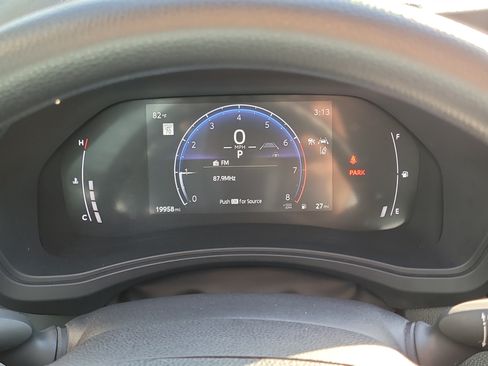 Certified 2025 Toyota Grand Highlander FWD image 31