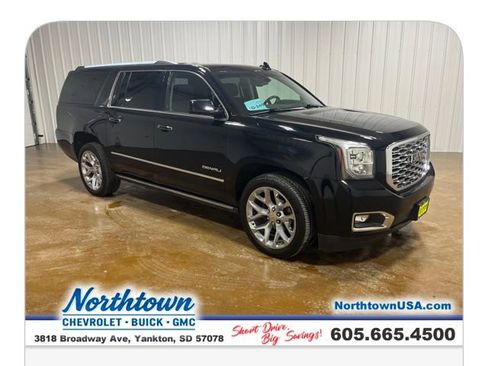 Used 2019 GMC Yukon XL Denali image 13