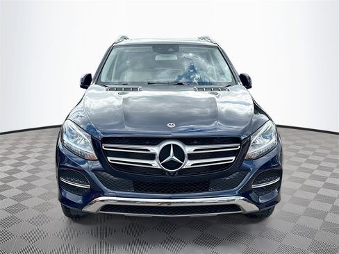 Used 2019 Mercedes-Benz GLE 400 GLE 400 w/ Premium 1 Package image 2