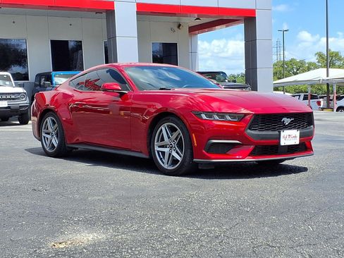 Used 2024 Ford Mustang Premium RWD image 4