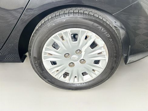 Used 2014 Ford Fiesta S FWD image 11