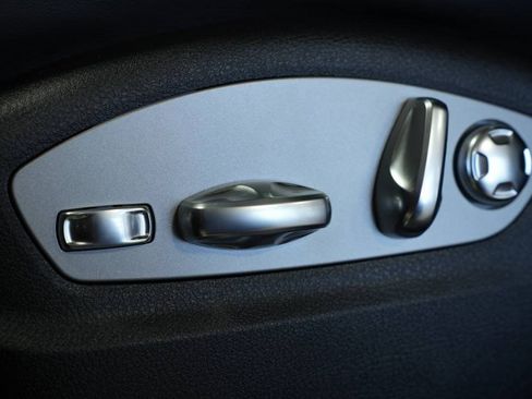 New 2026 Porsche Macan S image 35