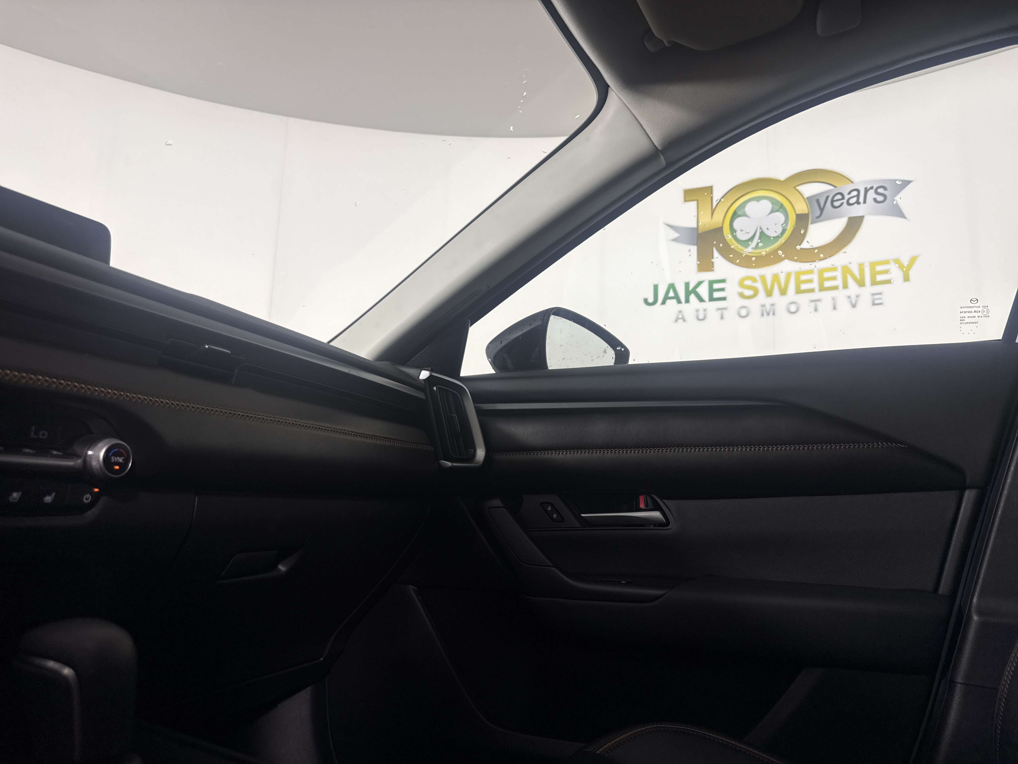 Certified 2026 MAZDA CX-50 AWD 2.5 Hybrid w/ Cargo Package image 27