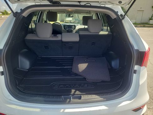 Used 2018 Hyundai Santa Fe Sport FWD image 8