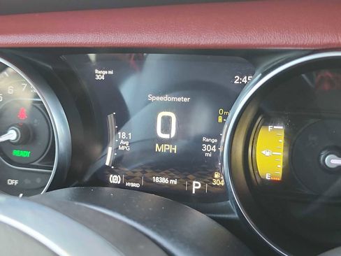 Used 2023 Jeep Wrangler Unlimited Rubicon 4xe AWD/4WD image 21