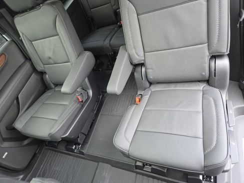 New 2026 GMC Yukon XL Denali w/ Sun & Power Step Package image 34