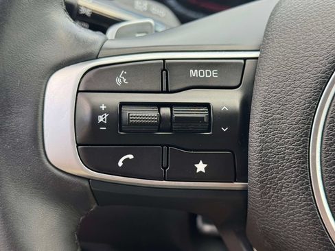 Used 2025 Kia Sportage EX AWD/4WD image 19