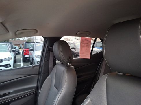 Used 2024 Buick Encore GX Preferred image 24