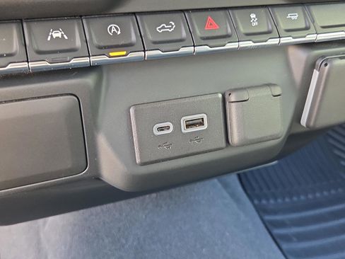 Used 2024 Chevrolet Silverado 1500 Custom w/ Turbomax Blackout Package image 20