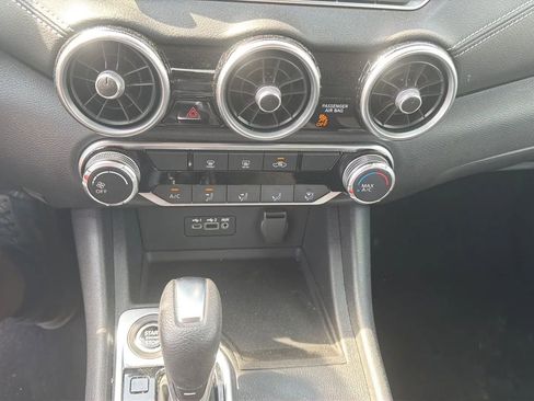 Used 2022 Nissan Sentra SV image 21
