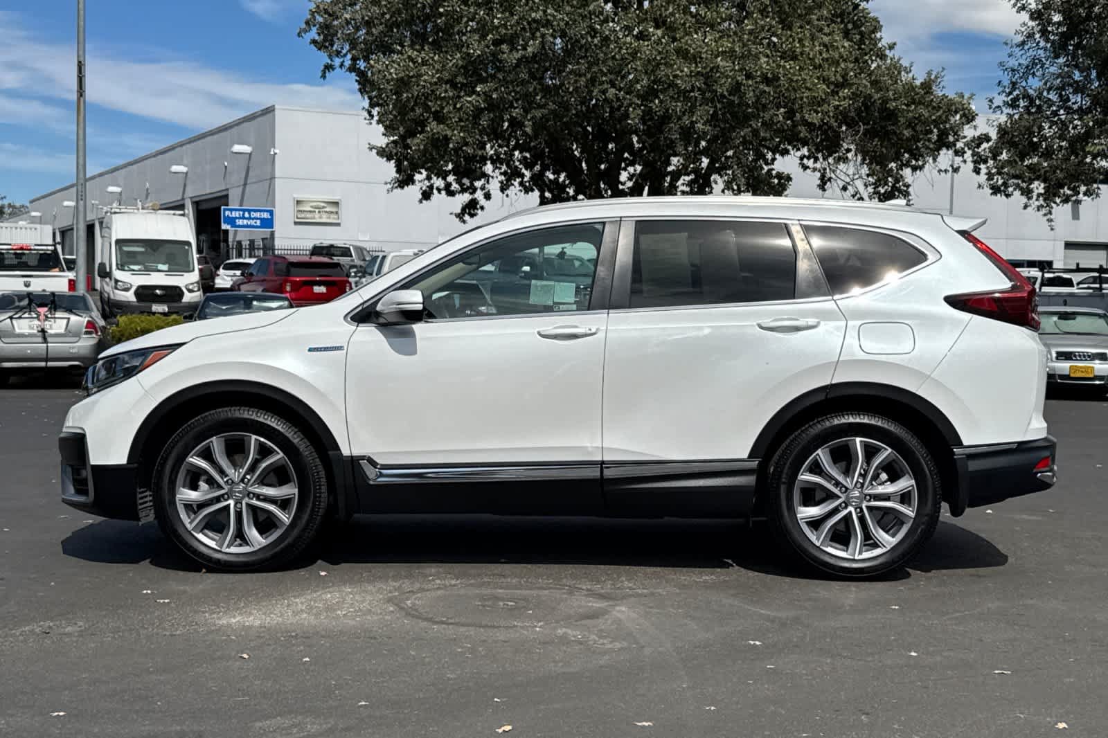 Used 2020 Honda CR-V Touring image 5