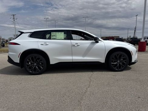 New 2026 Toyota Crown Signia image 7