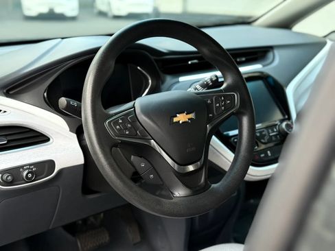 Used 2017 Chevrolet Bolt LT FWD image 16