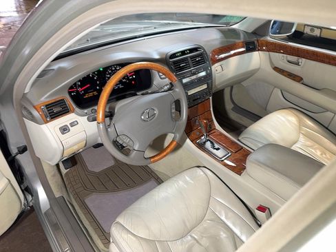 Used 2002 Lexus LS 430 image 15