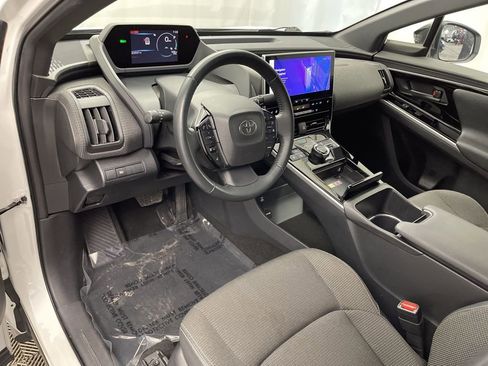 Used 2023 Toyota bZ4X XLE image 18